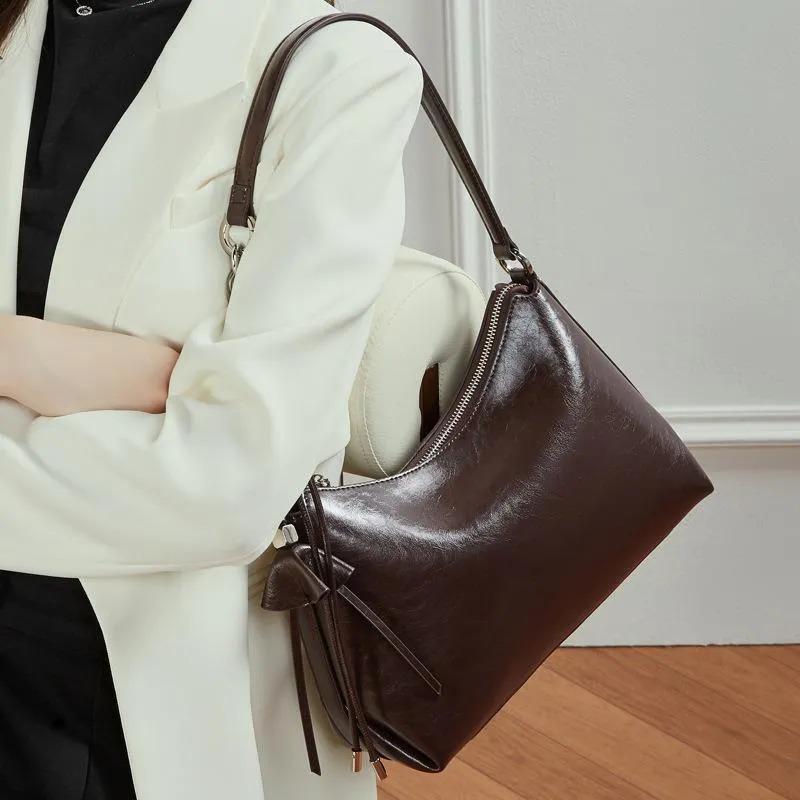Hovo genuine Leather Shoulder Bag with Zipper, Soft,Elegant,Work, Casual Handbag